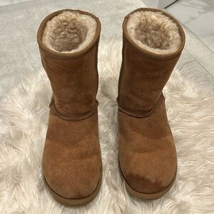 UGG Classic Short Boots